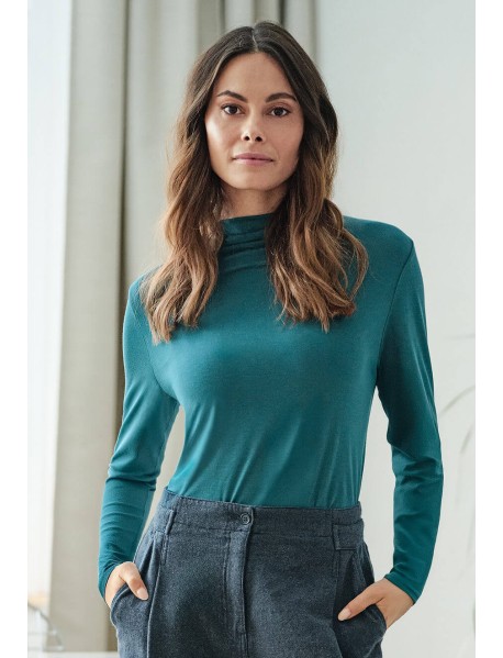 NADYA – Langarmshirt mit drapiertem Stehkragen aus Hanf-Lyocell
