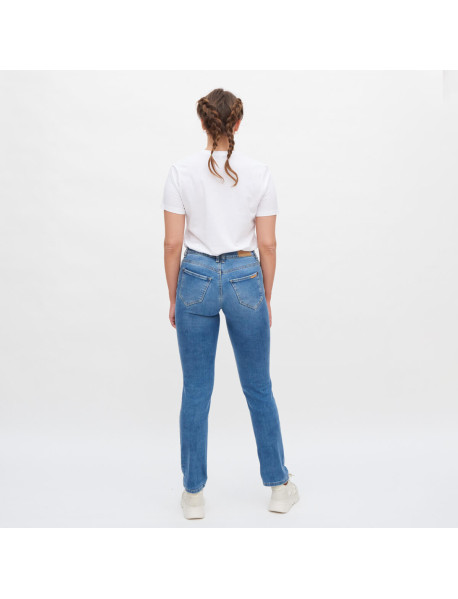 Donna Jeans