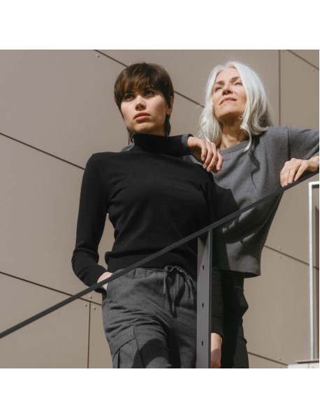 URANIA Rollkragen Pullover Wolle URANIA Rollkragen Pullover Wolle